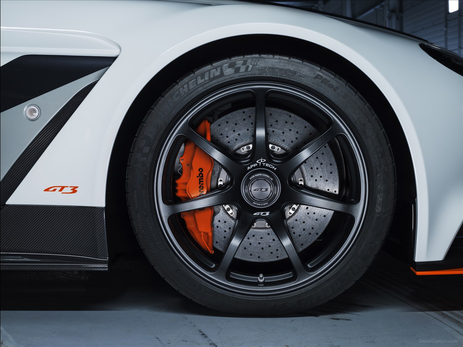 Aston Martin Vantage GT3 Special Edition 2015 Aston Martin Vantage GT3 Special Edition 2015